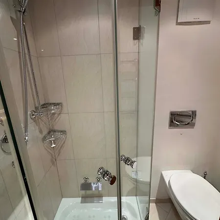 Luxurious Alpine Getaway At Park Gstaad