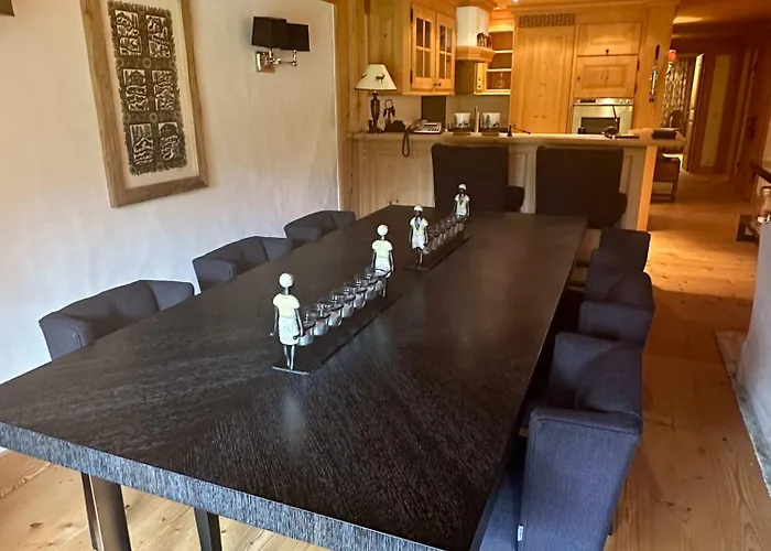 Luxurious Alpine Getaway At Park *