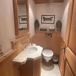 Luxurious Alpine Getaway At Park