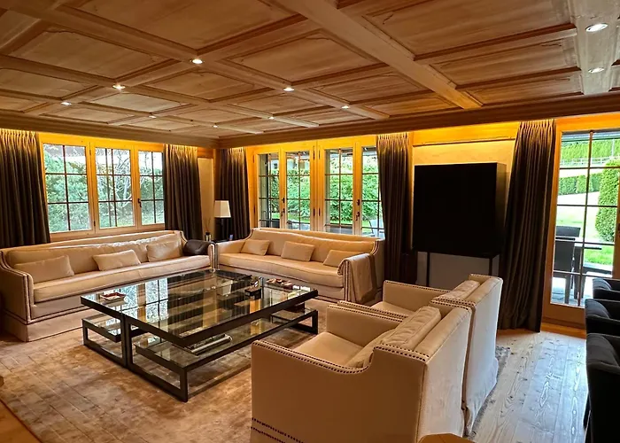 Luxurious Alpine Getaway At Park Apartament Gstaad