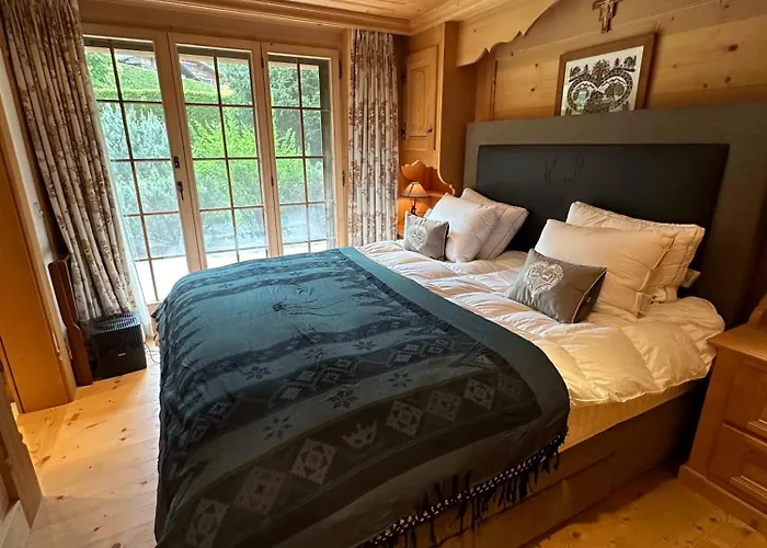 Luxurious Alpine Getaway At Park Apartament