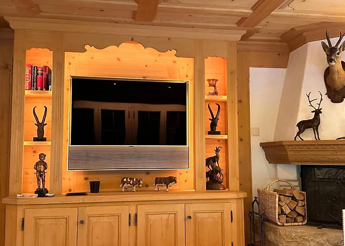 Luxurious Alpine Getaway At Park *